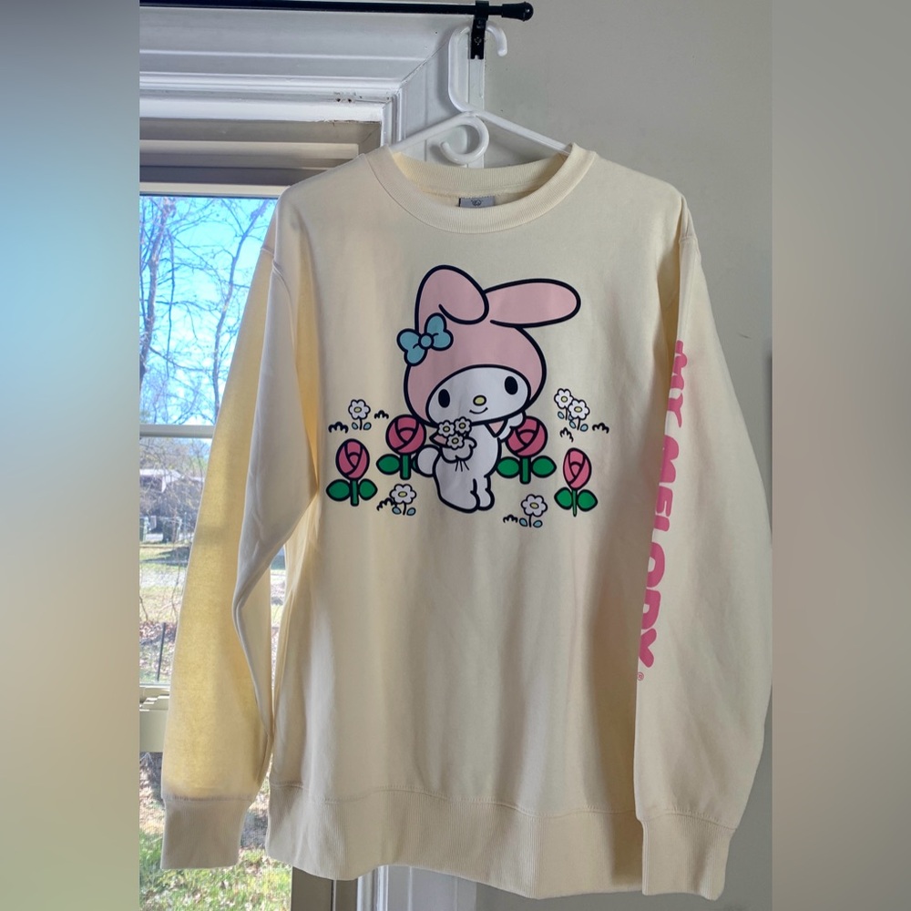 NWT My Melody - Hello Kitty sweatshirt - size women’s medium  - Licensed Sanrio
